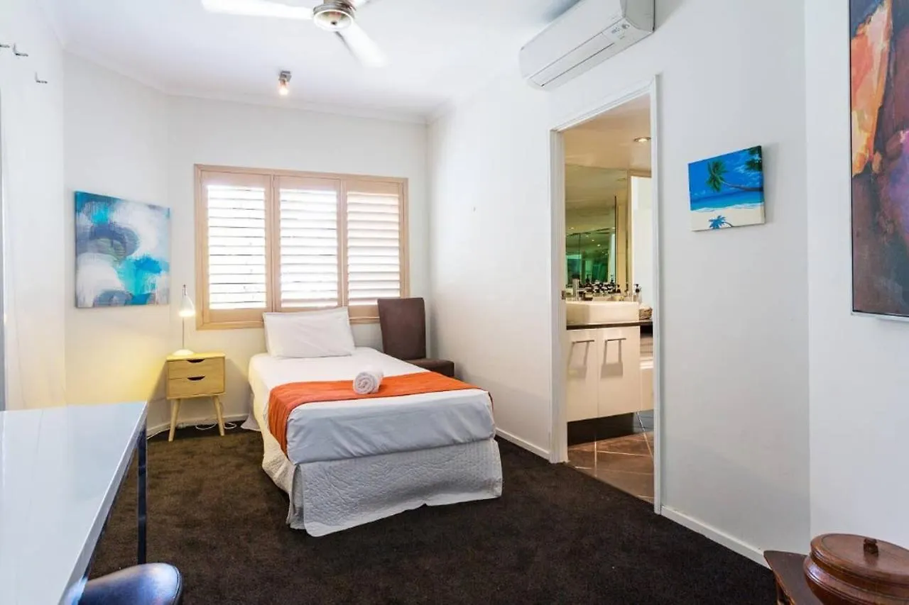 The Beach Shack 3Br Waterfront Resort, Own Wifi Trinity Beach Apartamento